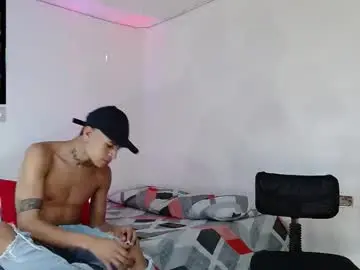 Chaturbate Adult Webcam of dominic_hanks