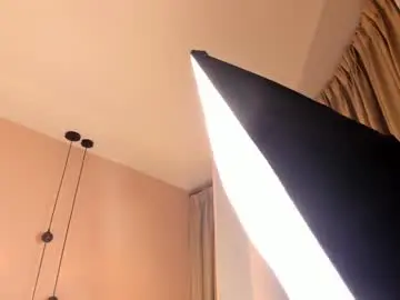 Chaturbate Live Sex Cam of jessiecaameron