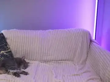 Chaturbate Best live sex cam show of milanabaileys