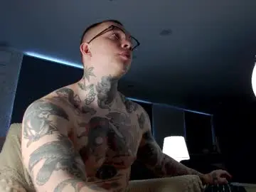 Chaturbate Live Sex of tom__ice