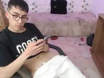 Chaturbate Adult Video Chat of andy_norton