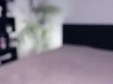 Chaturbate Sex Cam of icyhoneybite