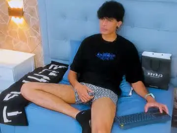 Chaturbate Private Sex Chat of chris_newman
