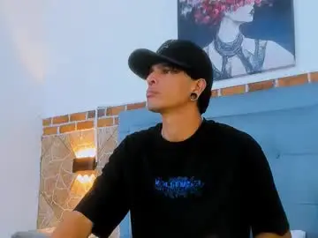 Chaturbate Best live sex cam show of chris_newman