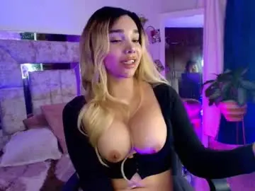Chaturbate Free Live Porn of dahnia_cruz