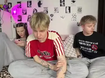 Chaturbate Watch Live Sex Cams of olivertasty