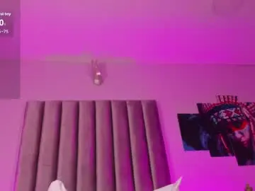 Chaturbate Live Sex of isabella_flowerss