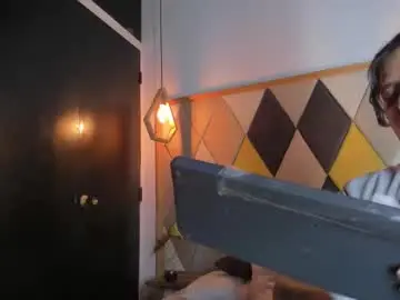 Chaturbate Free Porn Cam of coupleehorny