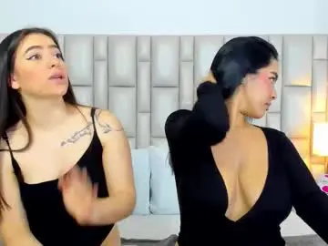 Chaturbate Live Sex Cam of katy_and_paola