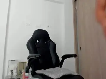 Chaturbate Best live sex cam show of biscuit_oliva_