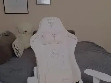 Chaturbate Watch Live Sex Cams of pupsenish