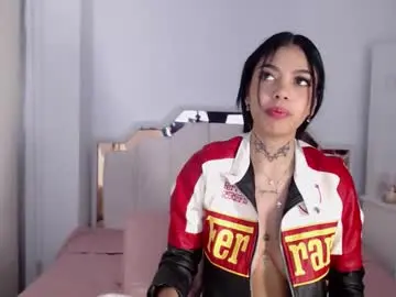 Chaturbate Live Sex Cam of cherry_sussan