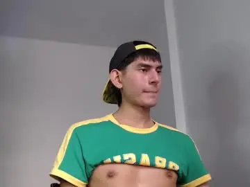 Chaturbate Free Porn Cam of im_davo23
