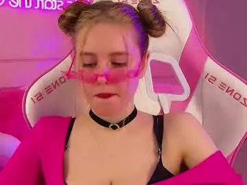 Chaturbate Best live sex cam show of lexireadway