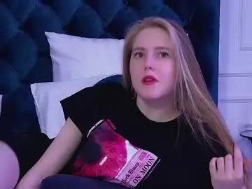 Chaturbate Adult Video Chat of lexireadway