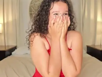 Chaturbate Live Sex of lucylovelyy1