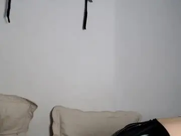 Chaturbate Sex Cam of theamberrsebastian