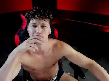 Chaturbate Free Porn Cam of dirty_boss