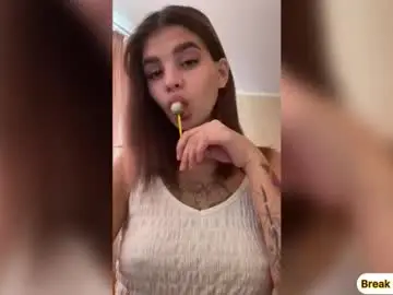 Chaturbate Live Sex of moto_ponchik