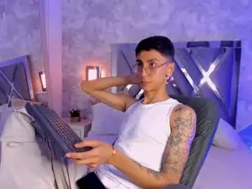 Chaturbate Nude Webcam of gio_carangi