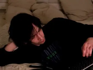 Chaturbate Live Sex Cam of calvinowens