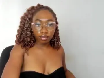 Chaturbate Live Sex Cam of freaky_ebonygirl