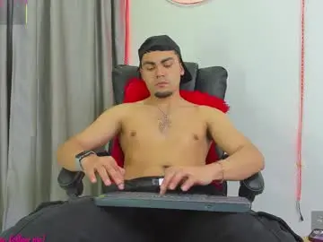 Chaturbate Live Porn of kalivan_voinesscu