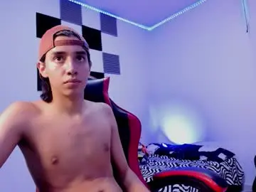 Chaturbate Best live sex cam show of alan_boy01