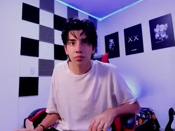 Chaturbate Adult Video Chat of alan_boy01