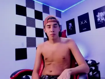 Chaturbate Live Porn of alan_boy01