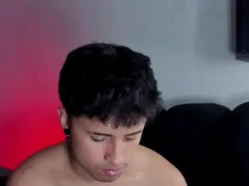 Chaturbate Nude Webcam of boylatin_777