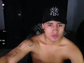 Chaturbate Nude Webcam of boylatin_777