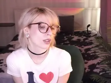 Chaturbate Live Sex of obedientt_