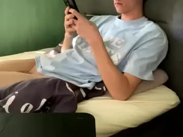 Chaturbate Adult Video Chat of theothede19cm