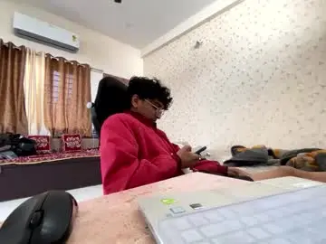 Chaturbate Live Sex Cam of maskboyz2003