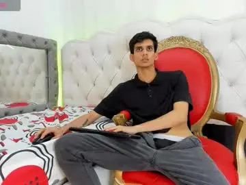 Chaturbate Best live sex cam show of andrew_fucker_