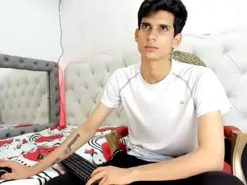 Chaturbate Live Sex of andrew_fucker_