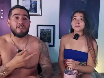 Chaturbate Watch Live Sex Cams of bellapazzia13