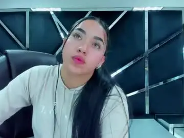 Chaturbate Sex Cam of isabellrodriguez18