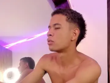 Chaturbate Live Sex Cam of ken_rivera