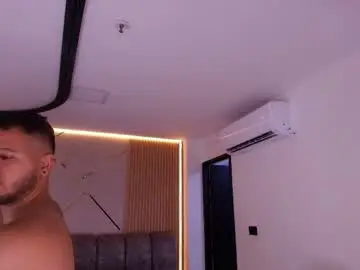 Chaturbate Free Porn Cam of mr_mikee_