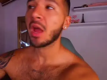 Chaturbate Watch Live Sex Cams of mr_mikee_