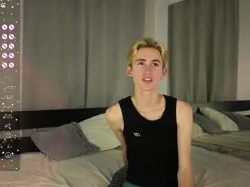 Chaturbate Best live sex cam show of tommy18xxx