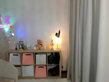 Chaturbate Free Porn Cam of living_doll