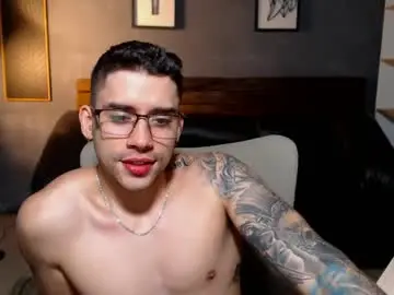 Chaturbate Nude Webcam of mike_montoya