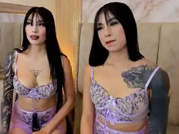 Chaturbate Live Sex Cam of victoriagolden