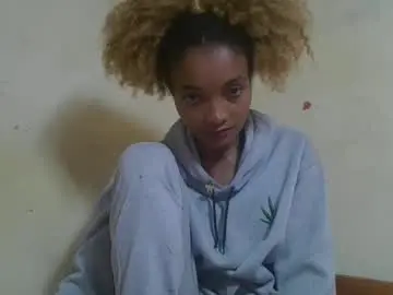 Chaturbate Adult Video Chat of francinoli