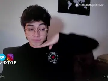 Chaturbate Watch Live Sex Cams of juancamroom