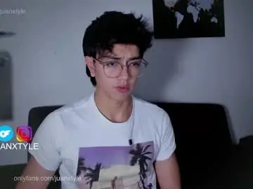 Chaturbate Watch Live Sex Cams of juancamroom