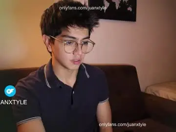 Chaturbate Live Porn of juancamroom